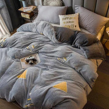Double-sided Thickened Snow Fleece Quilt
