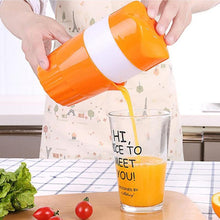 Portable Manual Citrus Juicer